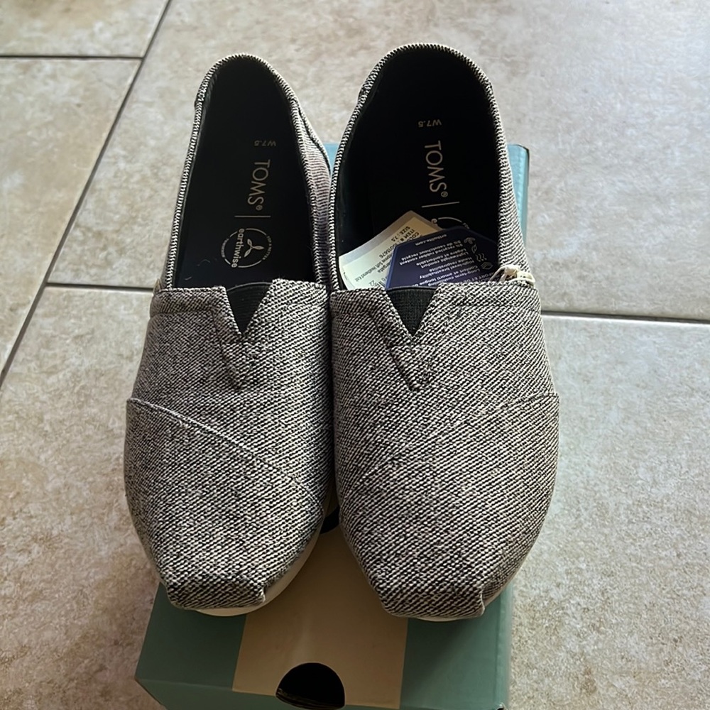 Black/Gray Repreve Soft Heather Knit